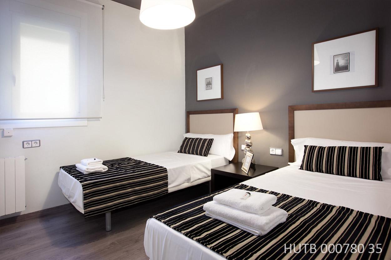 Alcam Encants Plus Barcelona Exterior photo