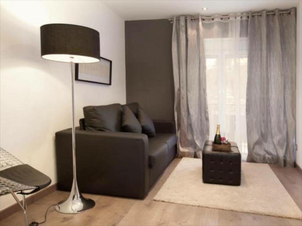 Alcam Encants Plus Barcelona Exterior photo