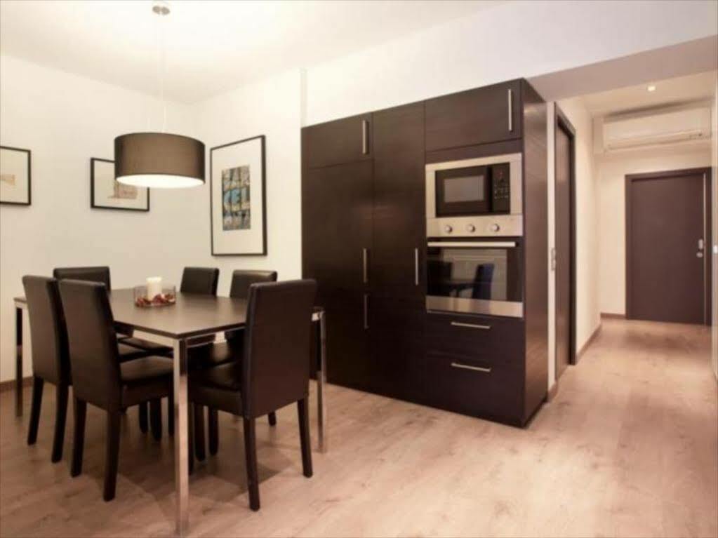 Alcam Encants Plus Barcelona Exterior photo
