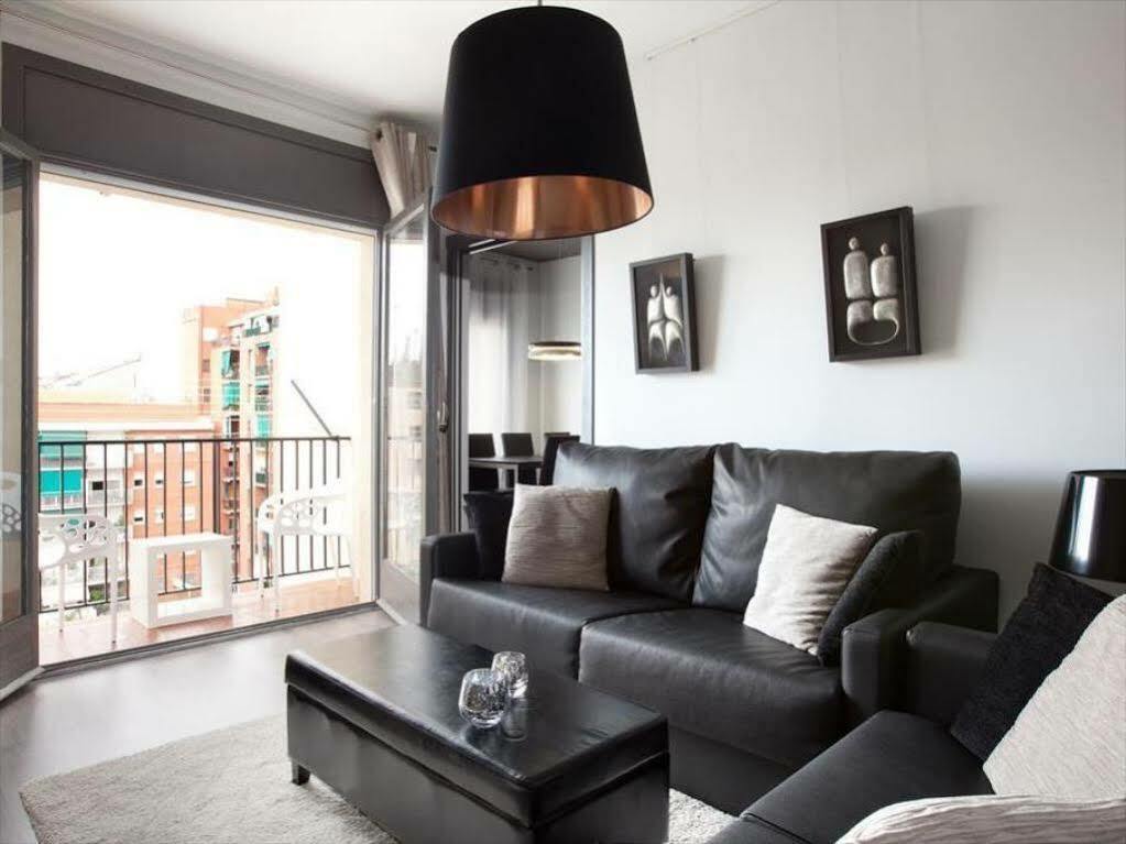Alcam Encants Plus Barcelona Exterior photo