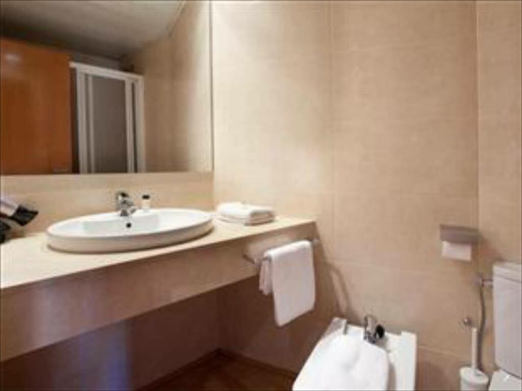 Alcam Encants Plus Barcelona Exterior photo