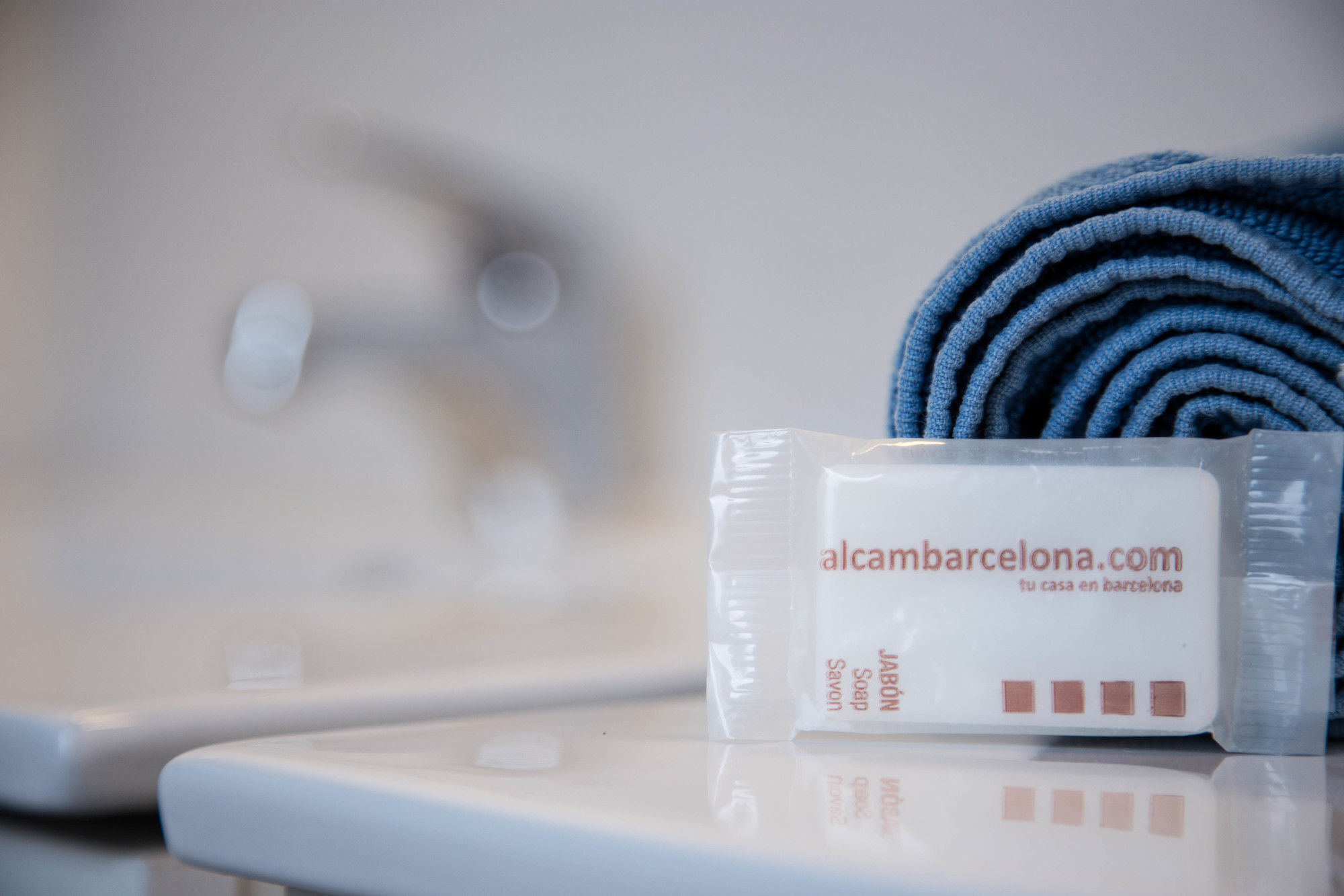 Alcam Encants Plus Barcelona Exterior photo